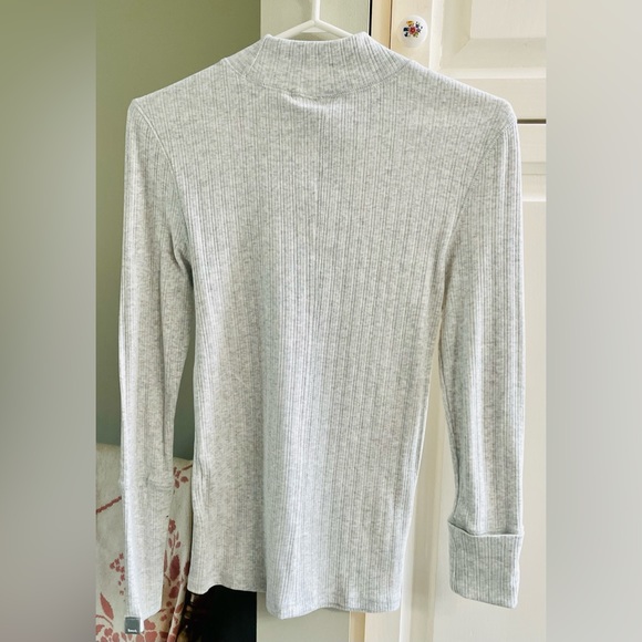 BENCH long sleeve - Picture 2 of 5